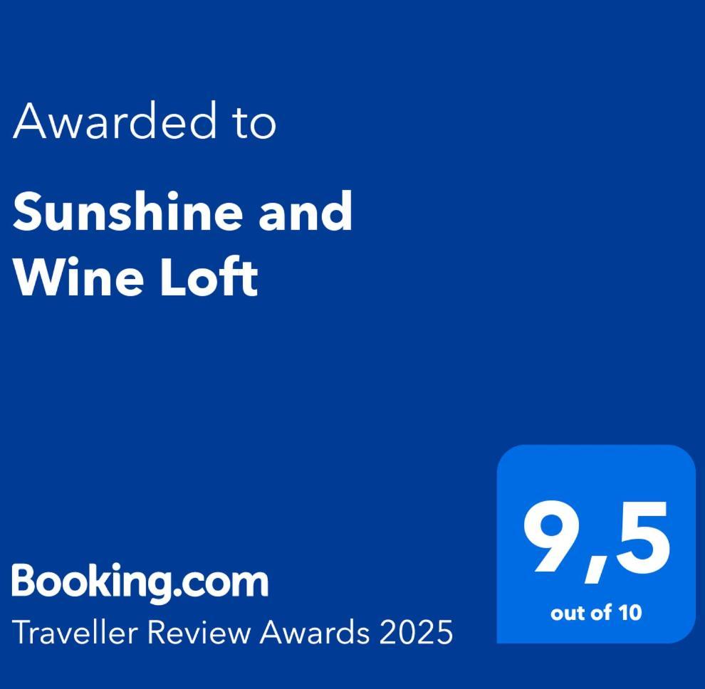 ホテル Sunshine And Wine Loft ペンティクトン エクステリア 写真